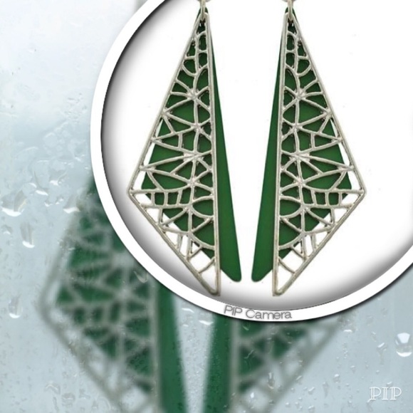 Sedalia Designs Jewelry - Green Dragonfly Wing Earrings